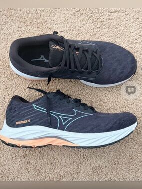 NEW Mizuno Wave Rider Women's Running Shoes - Black with Peach and Teal Accents